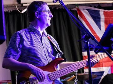 Chas the Bass